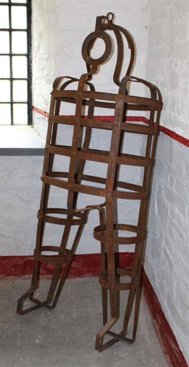 Does the word gibbet mean?