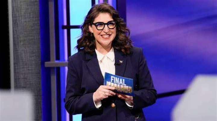 When did mayim bialik host jeopardy?