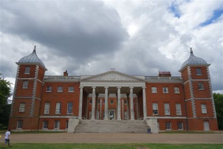When was osterley house built?